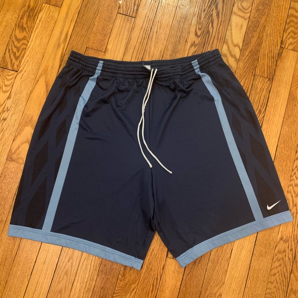 Nike dri fit basketball shorts